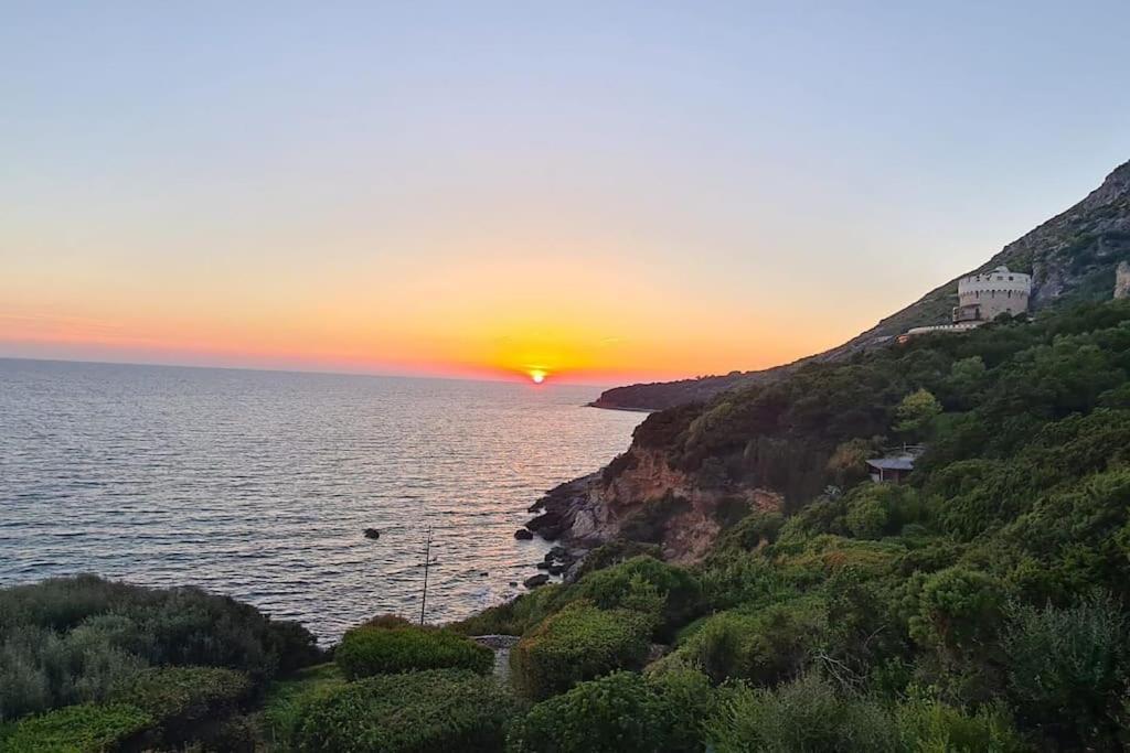 Casa Al Mare Con Spiaggia Privata Condominiale San Felice Circeo Bagian luar foto