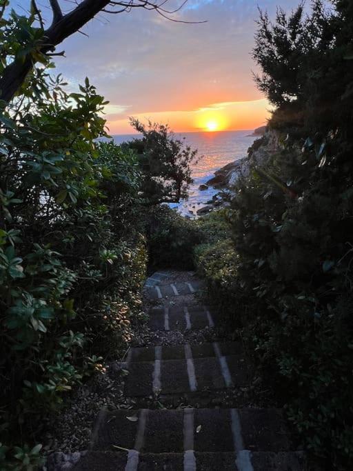 Casa Al Mare Con Spiaggia Privata Condominiale San Felice Circeo Bagian luar foto