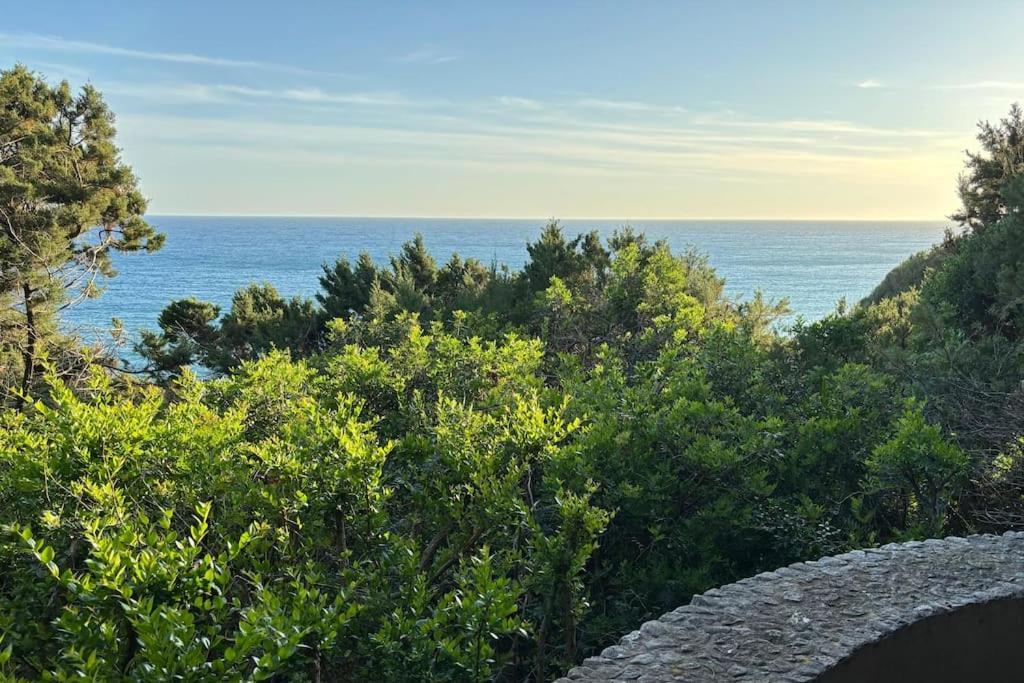 Casa Al Mare Con Spiaggia Privata Condominiale San Felice Circeo Bagian luar foto